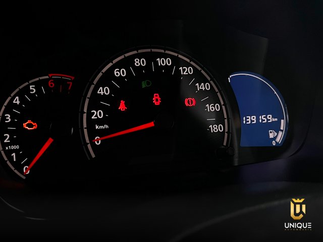 Renault Kwid 1.0 12V SCE FLEX OUTSIDER MANUAL 2019/2020 branco à venda na Unique Automóveis em Indaiatuba — foto 6