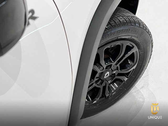 Renault Kwid 1.0 12V SCE FLEX OUTSIDER MANUAL 2019/2020 branco à venda na Unique Automóveis em Indaiatuba — foto 12