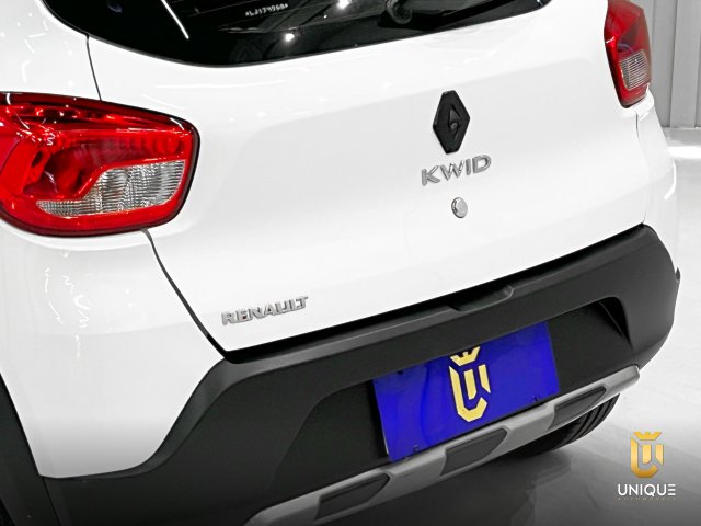 Renault Kwid 1.0 12V SCE FLEX OUTSIDER MANUAL 2019/2020 branco à venda na Unique Automóveis em Indaiatuba — foto 19