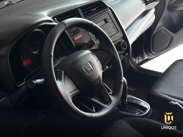 Honda Fit 1.4 LX 8V GASOLINA 4P AUTOMÁTICO 2007/2008 cinza à venda na Unique Automóveis em Indaiatuba — foto 11