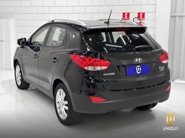 Hyundai Ix35 2.0 MPI 4X2 16V FLEX 4P AUTOMÁTICO 2013/2014 preto à venda na Unique Automóveis em Indaiatuba — foto 6
