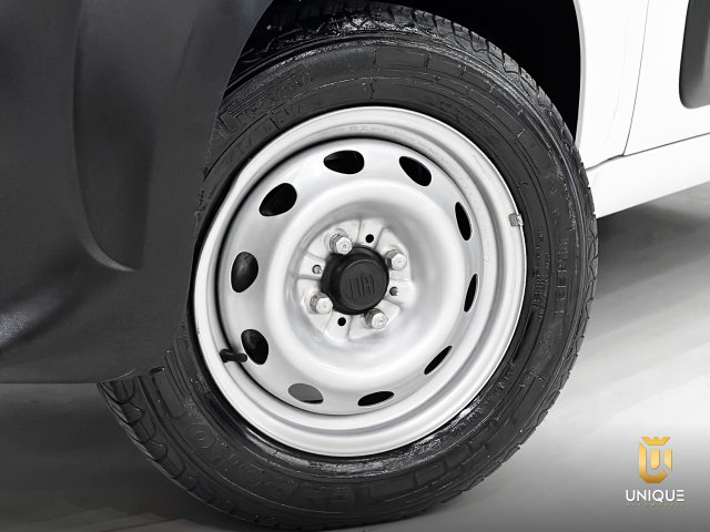 Fiat Fiorino 1.4 MPI FURGÃO ENDURANCE 8V FLEX 2P MANUAL 2023/2024 branco à venda na Unique Automóveis em Indaiatuba — foto 9