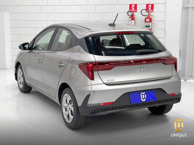 Hyundai Hb20 1.0 12V FLEX COMFORT MANUAL 2022/2023 prata à venda na Unique Automóveis em Indaiatuba — foto 6