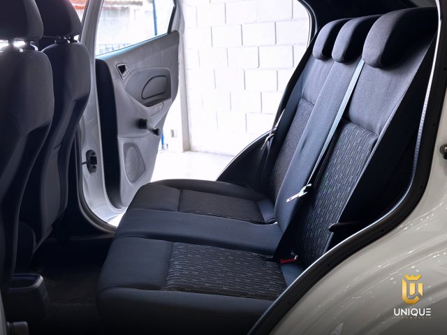 Ford Ka 1.0 TI-VCT FLEX SE MANUAL 2019/2020 branco à venda na Unique Automóveis em Indaiatuba — foto 11
