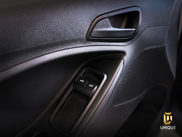 Ford Ka 1.0 TI-VCT FLEX SE MANUAL 2019/2020 branco à venda na Unique Automóveis em Indaiatuba — foto 12