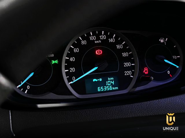 Ford Ka 1.0 TI-VCT FLEX SE MANUAL 2019/2020 branco à venda na Unique Automóveis em Indaiatuba — foto 13