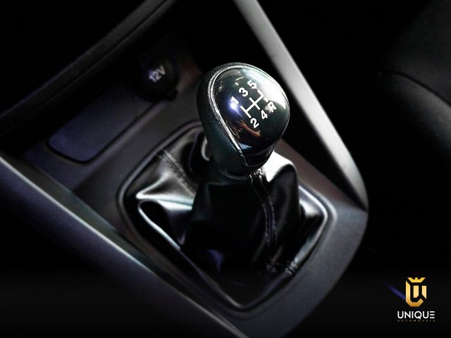 Ford Ka 1.0 TI-VCT FLEX SE MANUAL 2019/2020 branco à venda na Unique Automóveis em Indaiatuba — foto 16