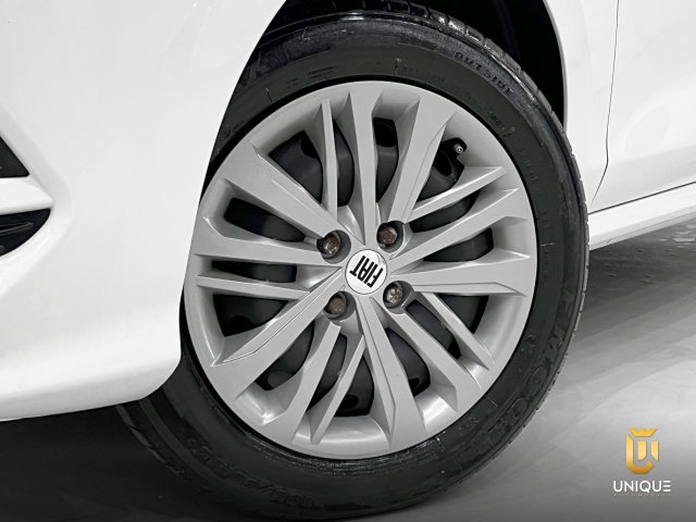 Fiat Cronos 1.0 FIREFLY FLEX DRIVE MANUAL 2023 branco à venda na Unique Automóveis em Indaiatuba — foto 8