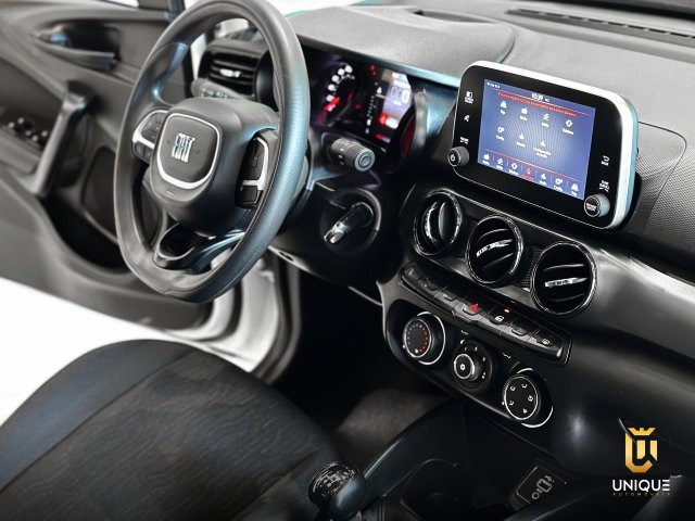 Fiat Cronos 1.0 FIREFLY FLEX DRIVE MANUAL 2023 branco à venda na Unique Automóveis em Indaiatuba — foto 14