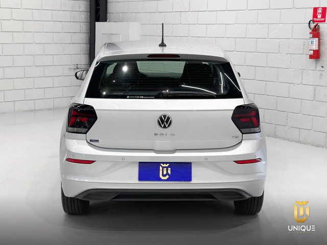 Volkswagen Polo 1.0 170 TSI COMFORTLINE AUTOMÁTICO 2023/2024 prata à venda na Unique Automóveis em Indaiatuba — foto 5