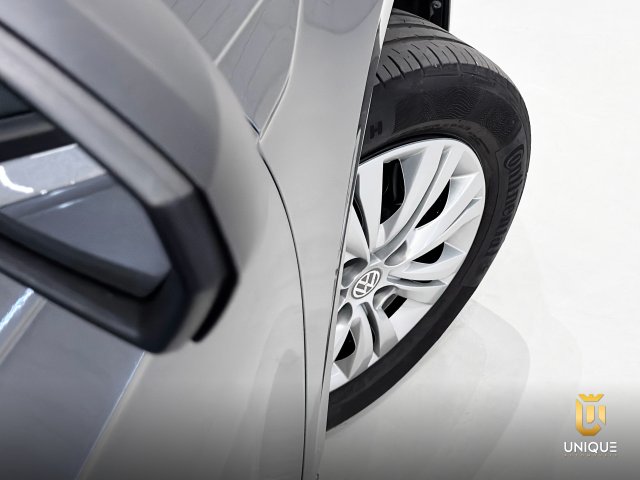 Volkswagen Polo 1.0 MPI TRACK MANUAL 2023 cinza à venda na Unique Automóveis em Indaiatuba — foto 7