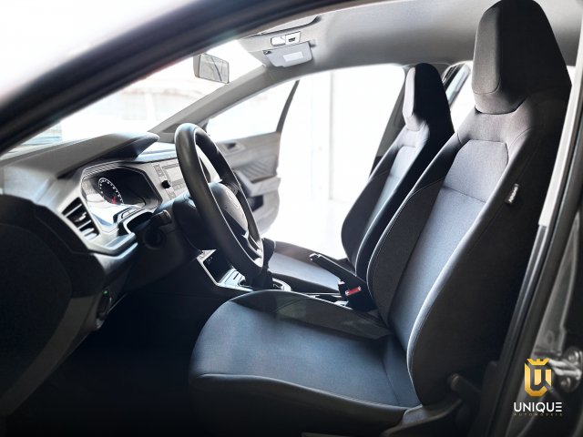 Volkswagen Polo 1.0 MPI TRACK MANUAL 2023 cinza à venda na Unique Automóveis em Indaiatuba — foto 10