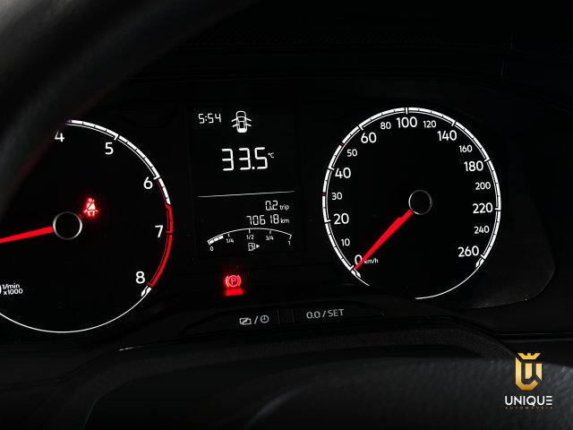 Volkswagen Polo 1.0 MPI TRACK MANUAL 2023 cinza à venda na Unique Automóveis em Indaiatuba — foto 13