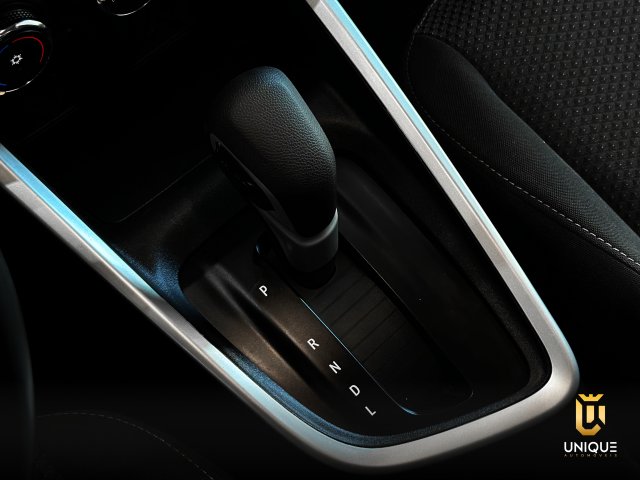 Chevrolet Onix 1.0 TURBO FLEX PLUS LTZ AUTOMÁTICO 2023/2024 prata à venda na Unique Automóveis em Indaiatuba — foto 16