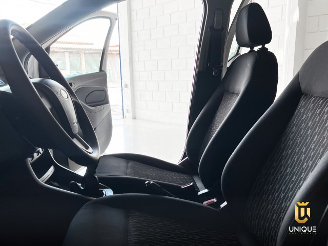 Ford Ka 1.0 TI-VCT FLEX SE MANUAL 2019/2020 branco à venda na Unique Automóveis em Indaiatuba — foto 10