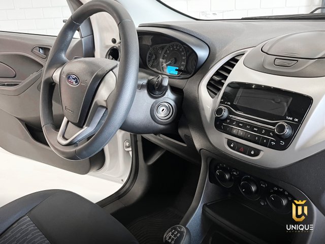 Ford Ka 1.0 TI-VCT FLEX SE MANUAL 2019/2020 branco à venda na Unique Automóveis em Indaiatuba — foto 9