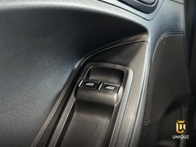 Ford Ka 1.0 TI-VCT FLEX SE MANUAL 2019/2020 branco à venda na Unique Automóveis em Indaiatuba — foto 13