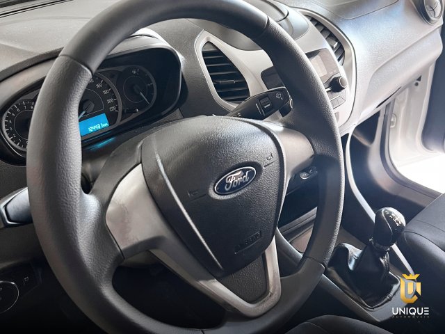 Ford Ka 1.0 TI-VCT FLEX SE MANUAL 2019/2020 branco à venda na Unique Automóveis em Indaiatuba — foto 11