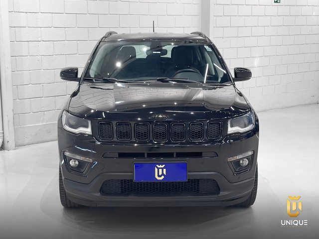 Jeep Compass 2.0 16V FLEX LONGITUDE NIGHT EAGLE 2021 preto à venda na Unique Automóveis em Indaiatuba — foto 3
