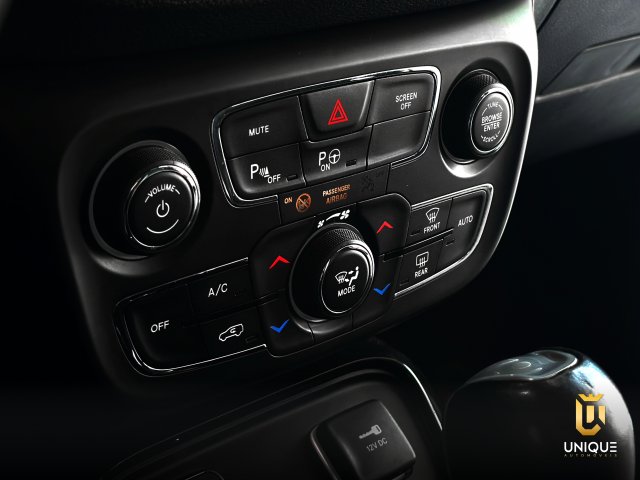 Jeep Compass 2.0 16V FLEX LONGITUDE NIGHT EAGLE 2021 preto à venda na Unique Automóveis em Indaiatuba — foto 13