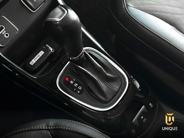 Jeep Compass 2.0 16V FLEX LONGITUDE NIGHT EAGLE 2021 preto à venda na Unique Automóveis em Indaiatuba — foto 14