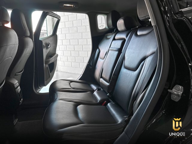 Jeep Compass 2.0 16V FLEX LONGITUDE NIGHT EAGLE 2021 preto à venda na Unique Automóveis em Indaiatuba — foto 17
