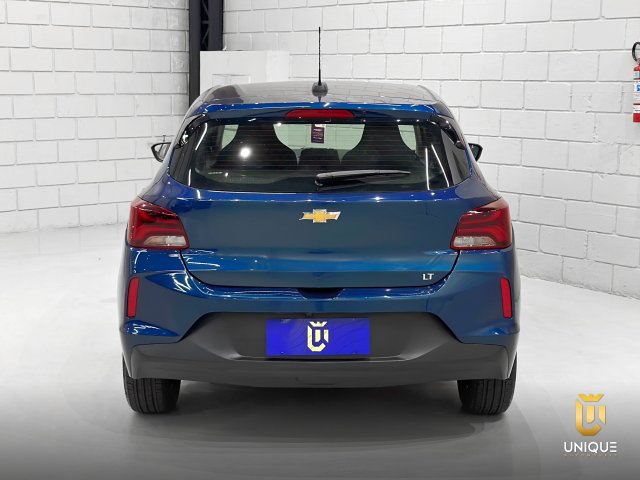 Chevrolet Onix 1.0 FLEX LT MANUAL 2023/2024 azul à venda na Unique Automóveis em Indaiatuba — foto 5
