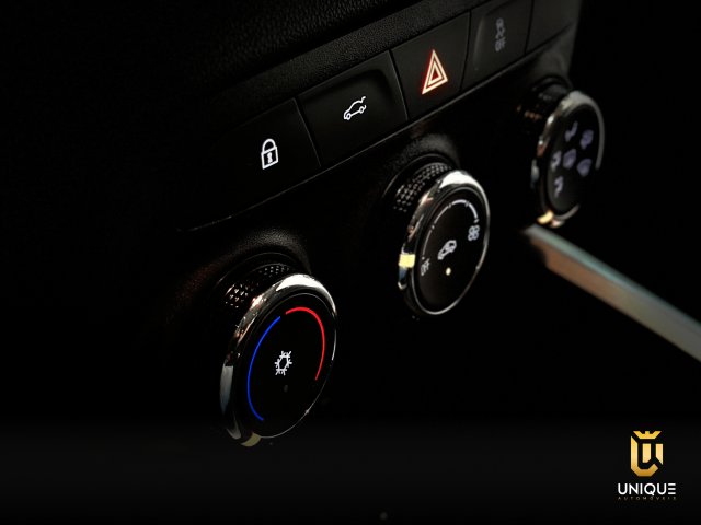Chevrolet Onix 1.0 FLEX LT MANUAL 2023/2024 azul à venda na Unique Automóveis em Indaiatuba — foto 17