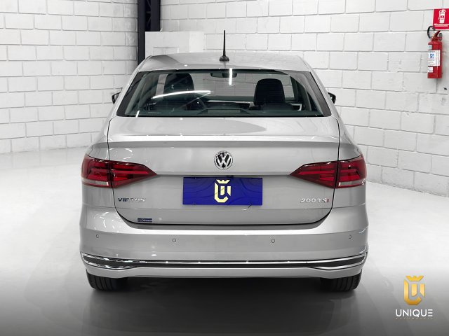 Volkswagen Virtus 1.0 200 TSI HIGHLINE AUTOMÁTICO 2022 prata à venda na Unique Automóveis em Indaiatuba — foto 5