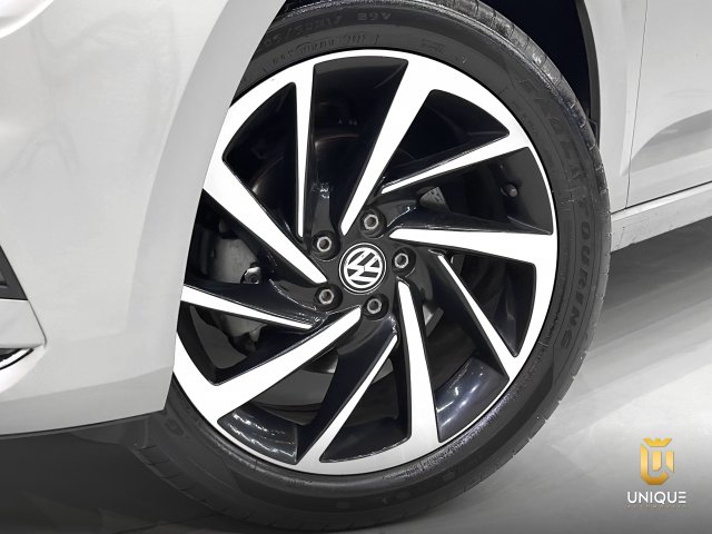 Volkswagen Virtus 1.0 200 TSI HIGHLINE AUTOMÁTICO 2022 prata à venda na Unique Automóveis em Indaiatuba — foto 6