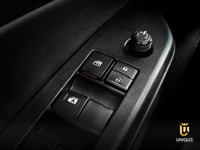Toyota Yaris Sedan 1.5 16V FLEX SEDAN XL LIVE MULTIDRIVE 2022/2023 cinza à venda na Unique Automóveis em Indaiatuba — foto 19
