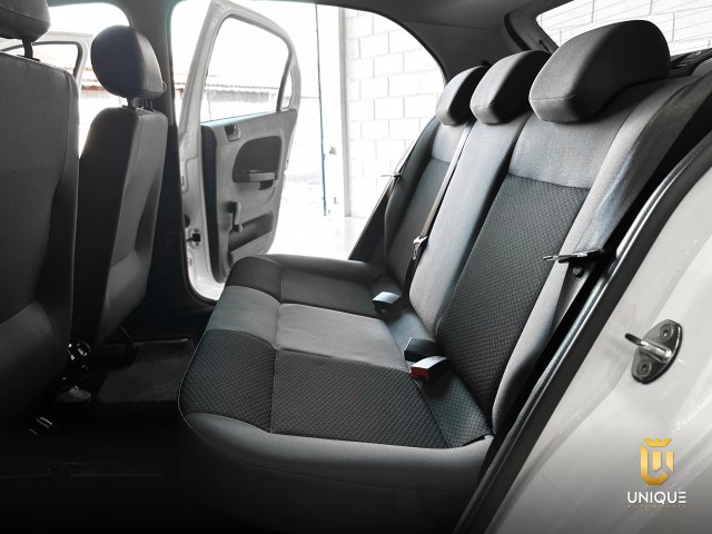 Volkswagen Gol 1.0 12V MPI TOTALFLEX 4P MANUAL 2023/2022 branco à venda na Unique Automóveis em Indaiatuba — foto 14