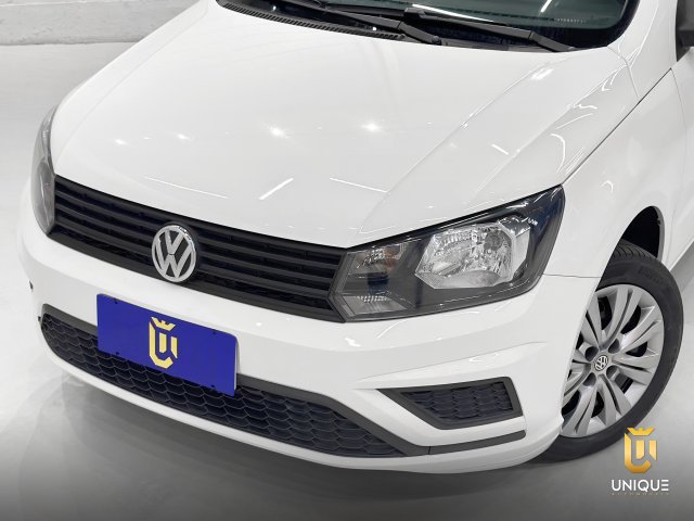 Volkswagen Gol 1.6 MSI TOTALFLEX 4P MANUAL 2021/2022 branco à venda na Unique Automóveis em Indaiatuba — foto 3