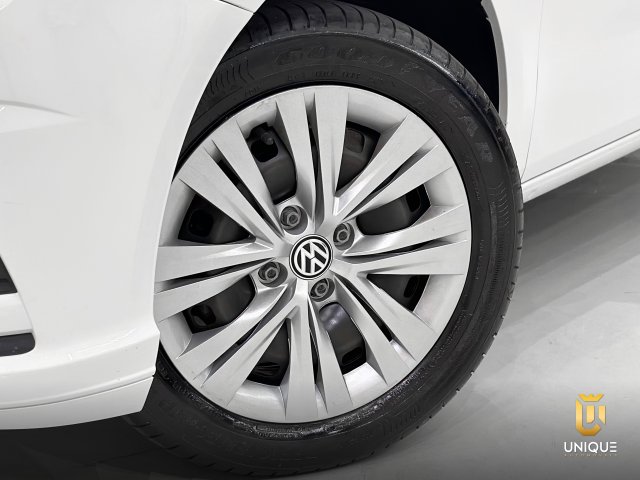 Volkswagen Gol 1.6 MSI TOTALFLEX 4P MANUAL 2021/2022 branco à venda na Unique Automóveis em Indaiatuba — foto 7