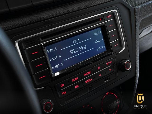 Volkswagen Gol 1.6 MSI TOTALFLEX 4P MANUAL 2021/2022 branco à venda na Unique Automóveis em Indaiatuba — foto 17