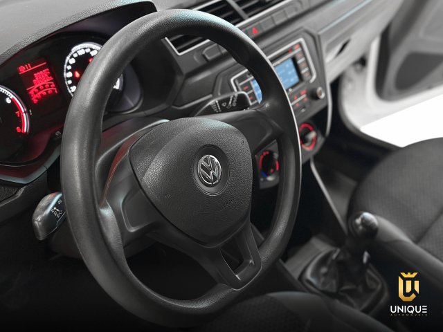 Volkswagen Gol 1.6 MSI TOTALFLEX 4P MANUAL 2021/2022 branco à venda na Unique Automóveis em Indaiatuba — foto 19