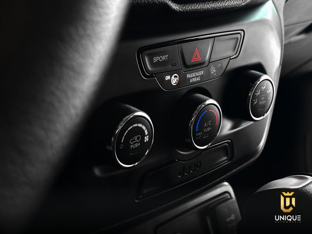 Jeep Renegade 1.8 16V FLEX 4P AUTOMATICO 2020 branco à venda na Unique Automóveis em Indaiatuba — foto 12