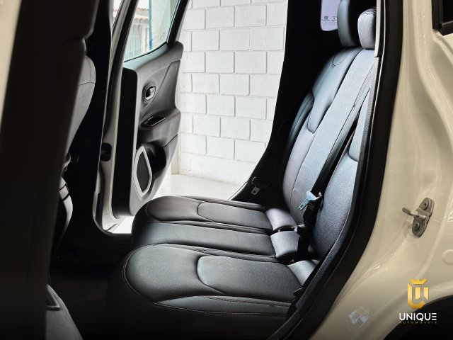 Jeep Renegade 1.8 16V FLEX 4P AUTOMATICO 2020 branco à venda na Unique Automóveis em Indaiatuba — foto 15