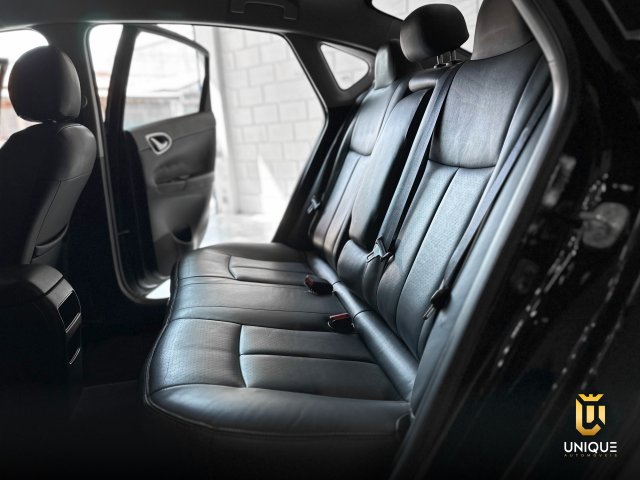 Nissan Sentra 2.0 SV 16V FLEX 4P AUTOMÁTICO 2014 preto à venda na Unique Automóveis em Indaiatuba — foto 15