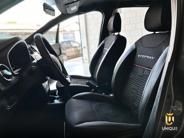 Renault Stepway 1.6 16V SCE FLEX DYNAMIQUE MANUAL 2019/2020 cinza à venda na Unique Automóveis em Indaiatuba — foto 12
