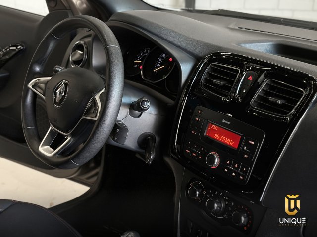 Renault Stepway 1.6 16V SCE FLEX DYNAMIQUE MANUAL 2019/2020 cinza à venda na Unique Automóveis em Indaiatuba — foto 17