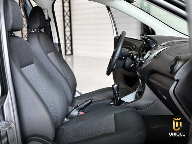 Ford Ka 1.0 TI-VCT FLEX SE MANUAL 2020 cinza à venda na Unique Automóveis em Indaiatuba — foto 3