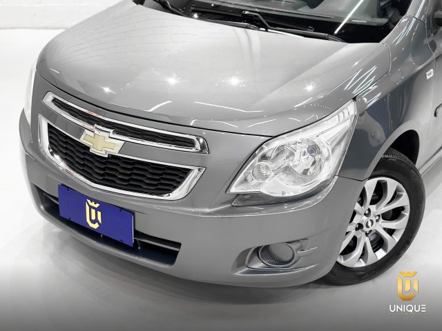 Chevrolet Cobalt 1.4 SFI LT 8V FLEX 4P MANUAL 2012 cinza à venda na Unique Automóveis em Indaiatuba — foto 3