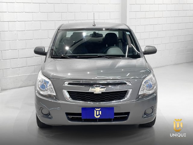Chevrolet Cobalt 1.4 SFI LT 8V FLEX 4P MANUAL 2012 cinza à venda na Unique Automóveis em Indaiatuba — foto 4