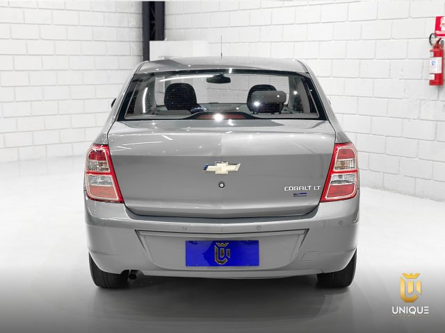 Chevrolet Cobalt 1.4 SFI LT 8V FLEX 4P MANUAL 2012 cinza à venda na Unique Automóveis em Indaiatuba — foto 5