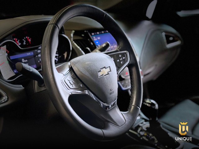 Chevrolet Cruze Sedan 1.4 TURBO LTZ 16V FLEX 4P AUTOMÁTICO 2021/2022 preto à venda na Unique Automóveis em Indaiatuba — foto 16