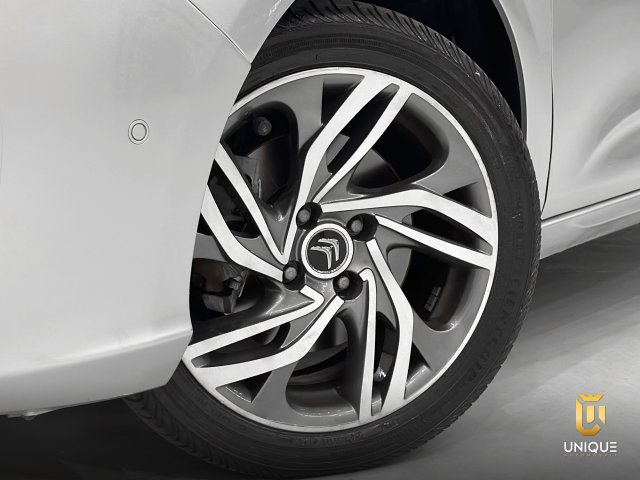 Citroën C4 Lounge 1.6 EXCLUSIVE 16V TURBO FLEX 4P AUTOMÁTICO 2015 prata à venda na Unique Automóveis em Indaiatuba — foto 7