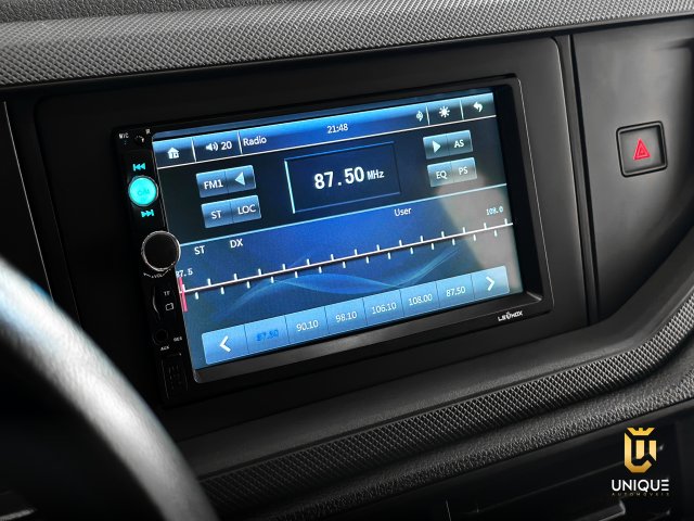 Volkswagen Polo 1.0 MPI TRACK MANUAL 2023 cinza à venda na Unique Automóveis em Indaiatuba — foto 12
