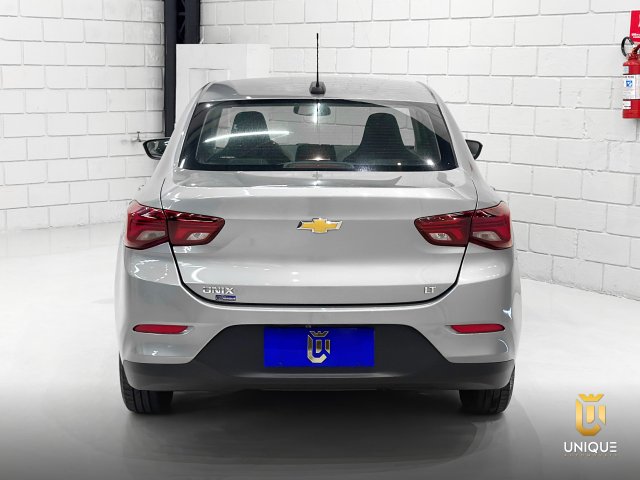 Chevrolet Onix 1.0 FLEX PLUS LT MANUAL 2024/2025 prata à venda na Unique Automóveis em Indaiatuba — foto 5