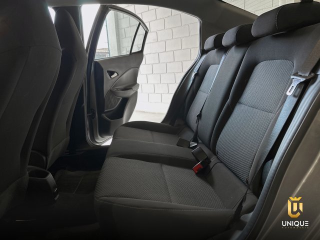 Chevrolet Onix 1.0 FLEX PLUS LT MANUAL 2024/2025 prata à venda na Unique Automóveis em Indaiatuba — foto 19